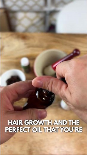 Making a clove essential oil infusion with Organic Amla Oil! #hennahair #amlaoil #hennasooq