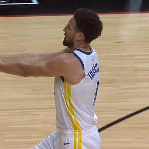 Klay Thompson put in work with 28 PTS, 5 REB, and 6 3PM to lead the Warriors over the Heat! 💪 | NBA