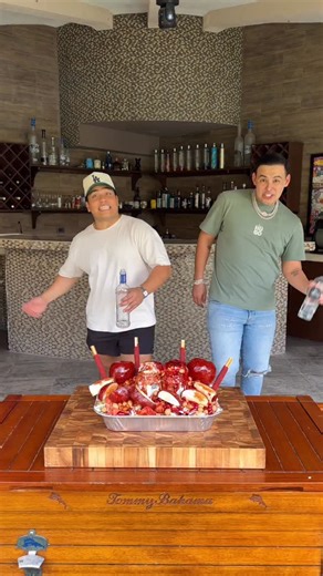 Julio Vazquez | Charolita de la Alegría 🍺🙂 ft. @elyakioficial . . . . #recetas #food #foodie #papas #beer #drink #mexicanfood #chile #amonos | Instagram