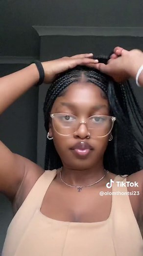 Styling Knotless Braids for 2024