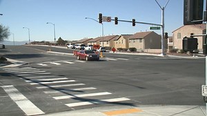 #TrafficAlert: A new stoplight 🚦 is now up and running at a busy intersection on the east side of the Las #Vegas Valley. Commissioner Tick Segerblom and #ClarkCounty Public Works flipped the switch to turn on the new traffic signal at Hollywood and Sahara. This intersection was converted from a roundabout. “This is a busy area with lots of neighborhoods all around Las Vegas High School, and this new traffic signal will make the area safer for drivers and pedestrians,” Commissioner Segerblom sai