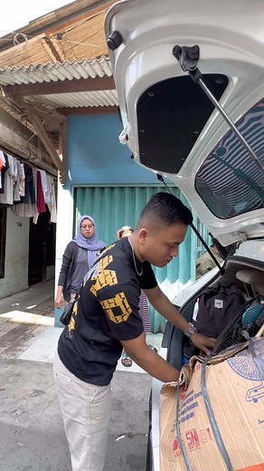 419K views · 3.6K reactions | Barang barang pak salim dan teh kokom banyak banget | Faisal54 Vlog | Facebook