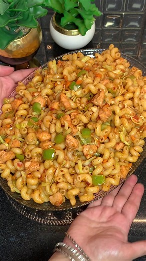 Restaurant Style Chicken Macaroni: Easy & Juicy Recipe