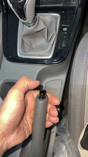 New Drivers Ke Liye Hand Brake Release Tips 🚗#shorts #tranding #travel