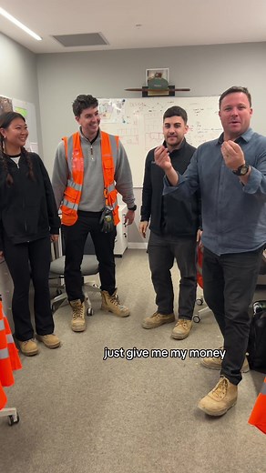 Site Management Tips from Bella: Construction Insights