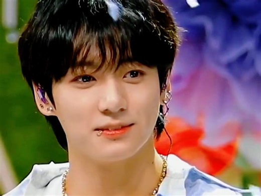 my cutie kookie 🥹💜#btsarmy #jungkook #btsarmyfyp #fypviralシ #kookie🐰