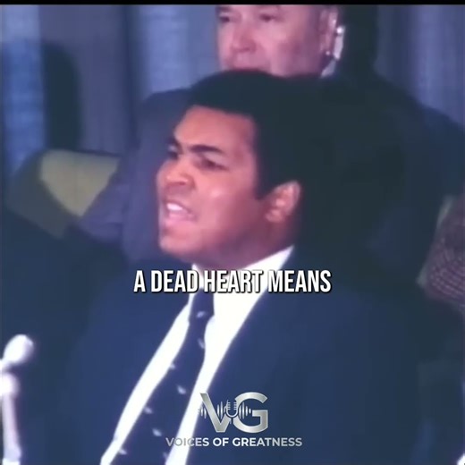 Status Doesn’t Make a Man. #muhammadali #boxinglegend