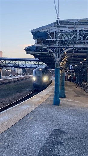 Class 802305 Arriving at Selby #train #railway #trainspotting