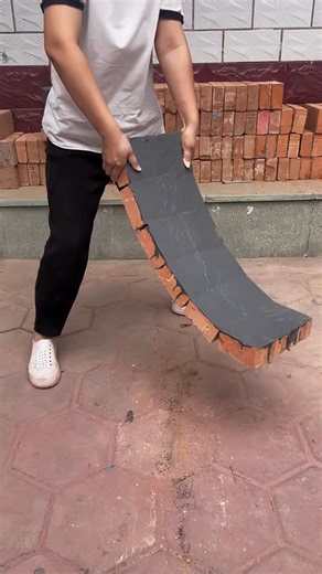 Engineering Life on Instagram: "This waterproof adhesive glue is super powerful 🤯"