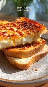 🧀🔥 Crispy Cottage Cheese Grilled Cheese "This isn't bread…" Cottage cheese "bread" slices. Golden crispy outside. Gooey cheese center. 15g protein per sandwich. Recipe 👇 | Tasty Home Recipes