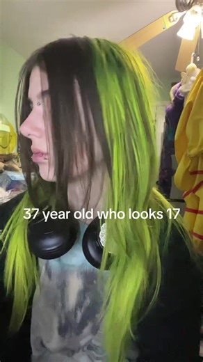 How a 37-Year-Old Looks 17: Secrets to Ageless Beauty