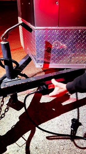 1.8K reactions · 76 shares | Shop Extreme for all your strobe needs! #led #semi #safteyfirst #wrecker #trailers #truck #strobe #strobekit #construction #landscapetools | Extreme LED | Facebook