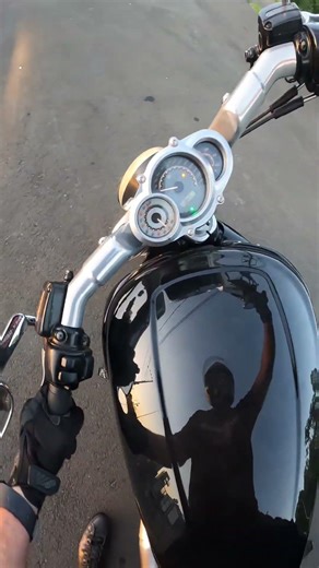 Matallica with Harley Davidson V Rod Muscle 2012 10 Years #aideout #metallica #motoemusica