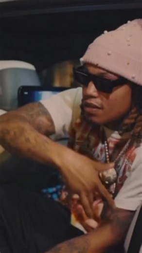 Ella out Now. Rainy🎼💜 | TEC Luwhop