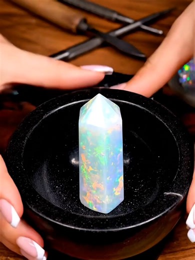 【ASMR】Crushing an Opal Crystal | Satisfying Crunchy Sounds #asmr #Satisfying #asmrsounds #asmrvideo #crushing