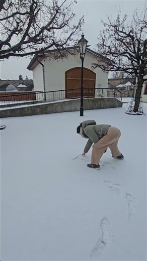 Cuando nieva en Praga y vuelves a ser niña ❄️❤️