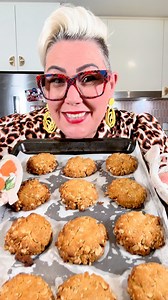 🍪💛 Classic Anzac Biscuits – Golden, Crunchy & Full of Aussie Love! 🍪💛 The recipe is in the comments. ⬇️ Hey lovely bakers! ✨ Today I’m bringing you a timeless favourite – my go-to Anzac Biscuits recipe! These beauties are sweet, golden, and perfectly chewy (or crunchy if that’s your style 😉). Made with oats, coconut, and golden syrup, they’re a comforting treat that never goes out of style. 🥥🍯 Whether you're baking for Anzac Day, a lunchbox treat, or just because you feel like something h