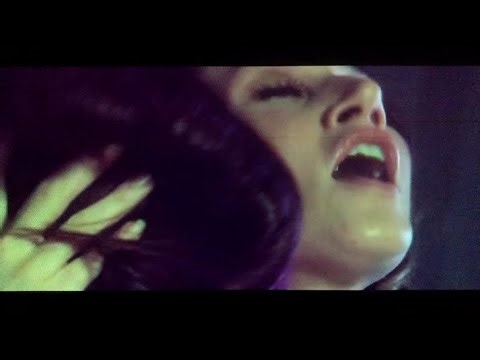 Three Female Vampire's Have Themselves A Late Night Snack