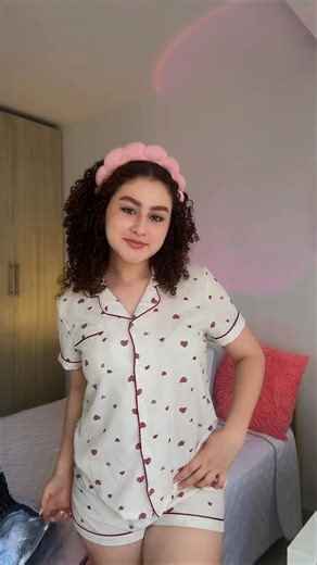 Probando nuestro nuevo estilo 🌷✨ Obvia con ropa de @sheinofficial #outfits #ropa #haul #shein #girls #contenido #amigas #belleza #tips #moda #haul #trend | unalaurasuarez