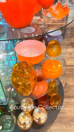 ✨ When does collecting become hoarding… and hoarding become collecting? ✨ Honestly, I think I’m just a collector of other people’s collections — so I can share the joy (and the chaos) with all of you! 😂💛 Check out this explosion of colourful glassware currently lighting up the shelves at Southside Collector. A selected range is online, but the real treasure trove is in-store — shelves packed, colours popping, and new pieces landing every week. 📍 3/171 Chesterville Road, Moorabbin 🕙 Open 10–5