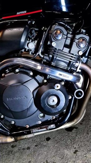 Active Sub Frame installed on the CB400SF #cb400sf #hondamotorcycles