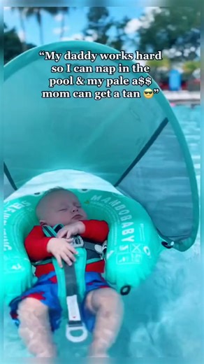 😎baby boss pool day xx #baby #waterbaby #babiesoftiktok #dadsoftiktok #poolsafety #firsttime #babyfloat #babyswimming #babyfever #hecceimambobabyfloat #foryou | Jessies
