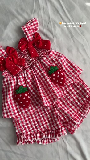 Conjunto de Bebé: Moda Dulce y Adorable 🍓