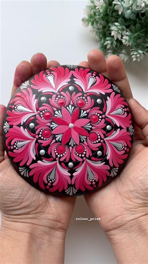 Dot mandala stone step by step #dotmandala #swooshes #brushstroke #rockpainting #mandalaart #swipes