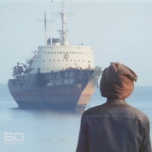 Watch the spectacular full story on YouTube: https://nine.social/UIH On the coast of India lies the world's largest ship breaking yard, a massive graveyard for giant ships from all over the world. It's a mesmerising place that was beautifully captured on #60Mins in 1993 by legendary cameraman Phil Donoghue, who sadly died earlier this week. | 60 Minutes Australia