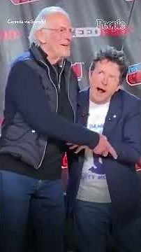 'Back to the Future' Stars Michael J. Fox & Christopher Lloyd Reunite at Comic-Con 2022 | PEOPLE