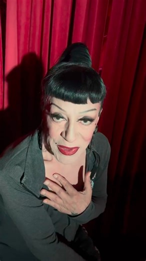 Barrel House on Instagram: "New York drag star Joey Arias returns to Barrel House October 17 & 18 channeling the trailblazing vocalist and jazz legend Billie Holiday in a big band cabaret spectacle of old–Hollywood glamour! Get tickets now at the link in our bio! 🎟️"