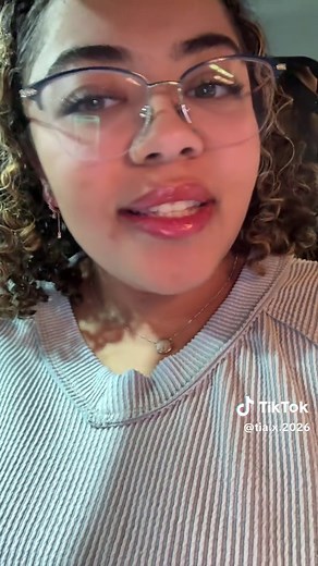 Tia🌺 (@tia.x.2026)’s videos with iloveitiloveitiloveit - Bella Kay