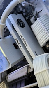 Perfect fit! @teamgroupinc T-FORCE XTREEM DDR5 in Snow White finish with 2x 16GB capacity at 8000MHz clock speed. What is there left to say except, love it when everything fits perfectly regarding the color scheme! ••••••••••••••••••••••••••••••••••••••••••••••• Follow me on @pc.crazy for more content! ••••••••••••••••••••••••••••••••••••••••••••••• #teamgroup #teamgroupinc #teamgrouptforce #teamgrouptforcextreem #teamgrouptforcextreemddr5 #pcmasterrace #pcmr #pcgaming #pccrazy #instareels #reel