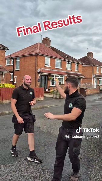 Expert Roof Cleaning Services by TNT