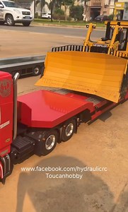 Time to load up and go, the hydraulic D10T dozer with upgraded U blade 🔥🔥 #rcconstruction #rcconstructionmodels #RC #hydraulicrc #construction #dozer | Toucanhobby RC Model