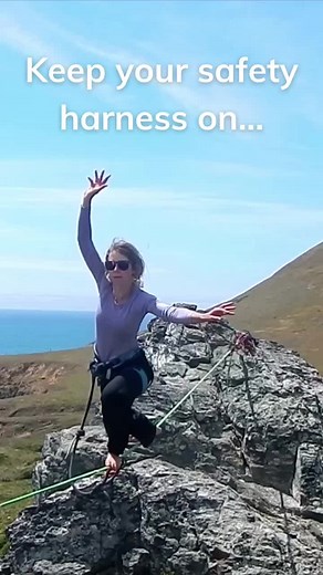 Chickfly’s pull-apart fly is easy to use! No zippers or velcro, it is held together by elastic tension alone. #chickfly #hiking #outdoorgear