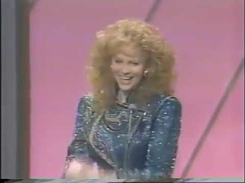 1991 Country Music Awards - Hosted by Reba McEntire