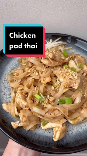 Delicious Chicken Pad Thai Recipe
