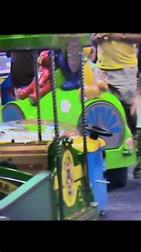 While I was looking through the old dvds of my childhood. I noticed this Teletubbies ride from Ryan’s 1st Birthday at Chuck E Cheese back in 2007.