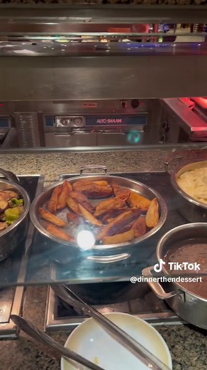 Ultimate World Cruise Dinner Buffet Experience