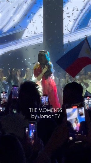 AUDIENCE REACTION at the CROWNING MOMENT of Miss Universe 2025 where Miss Universe Mexico won 👑✨💫 1st RU Miss Universe Thailand 🇹🇭 2nd RU Miss Universe Venezuela 🇻🇪 3rd RU Miss Universe Philippines 🇵🇭 4th RU Miss Universe Cote D’Ivoire 🇨🇮 #MissUniverse2025 #74thMissUniverse #MissUniverse #fblifestyle #themomentsbyjomartv | ช่วงเวลา The Moments by Jomar TV