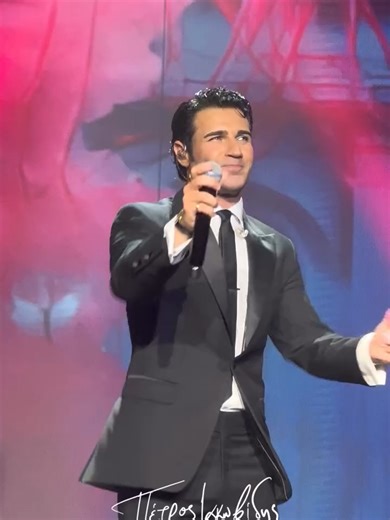 Πέτρος Ιακωβίδης - Άστο #f #fyp #fypage #fypgr #iakovidis #bouzoukia #live