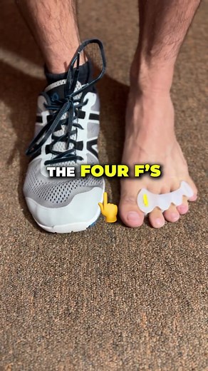 The 4 F’s to look for in a shoe! 👟 Awesome post from our friend @movementgems over on instgram. Go check out his page for heaps more foot health tips! #foryou #foryoupage #fyp #foothealth #thefootcollective #kneesovertoes #strongfeet #shoes #footpain