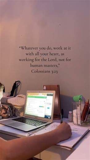 a little mid-week motivation 💌❣️ (p.s. this made me put my phone away while doing homework)#1million