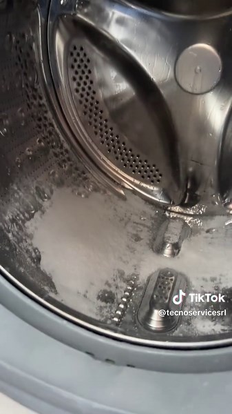 Riparazione manutenzione lavastrice LG #lavatrice #manutenzione #manutenzionestraordinaria #riparazioni #tecnico #casalingadisperata