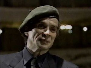 RUDOLF NUREYEV returns to the Soviet Union - CBS SUNDAY MORNING (11/1989)