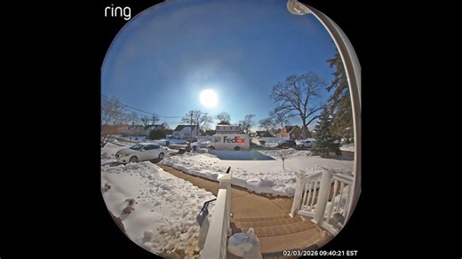 Caught on Ring camera: FedEx driver uses marker to write on mailbox