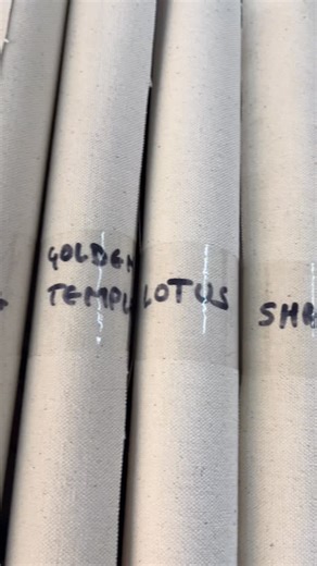 My art studio is buzzing! All 5 paintings in which some are Vastu-inspired canvas paintings are finally ready to find their forever homes 🏠❤️ From the majestic golden temple to the beautiful lotus painting, each piece is a labor of love, infused with positivity & blessings. Grateful to share them with you all! #canvaspainting #vastuart #handmadewithlove #artlover #fineartist | Komal Rangsaaji