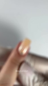 1.3M views · 10K reactions | Filmik krok po kroku będzie, ale późnej, obiecuję 﫣懶殺Jak Wam się podobają tego typu zdobienia?Żele użyłam od Dark, cyrkonie przykleiłam na bazę kauczukową od Komilfo✨Dual formy od @makear.official #manicure#górneformy#dualgormy#zdobieniepianą#delikatnepaznokcie#kwadratowepaznokcie#cyrkonienapaznokciach#szkoleniapaznokci | slyshyknailart | Facebook