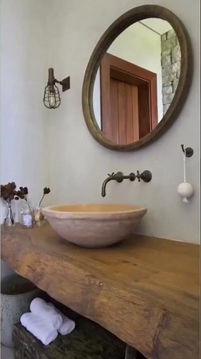 👌PEQUEÑOS BAÑOS RUSTICOS 👌Seguime para mas TIPS DE DISEÑO@arq.gold #deco #interior #diseñointerior